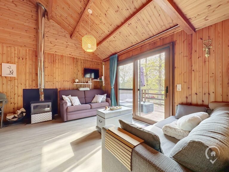 Condrogest - Chalet 3 chambres avec permis pour gîte 6 personnes à vendre