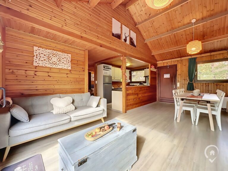 Condrogest - Chalet 3 chambres avec permis pour gîte 6 personnes à vendre