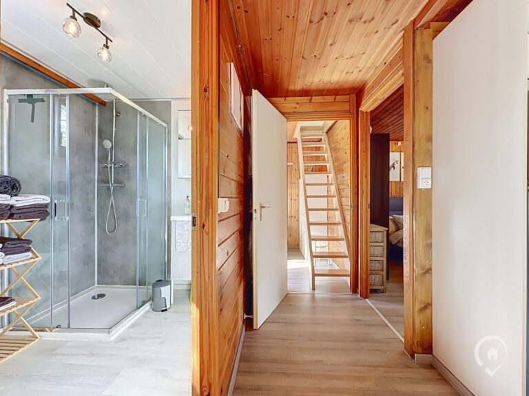 Condrogest - Chalet 3 chambres avec permis pour gîte 6 personnes à vendre