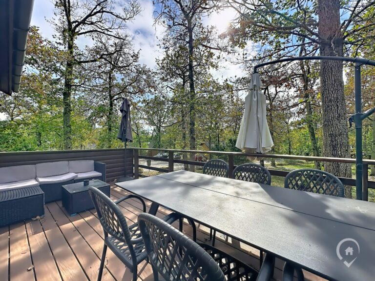 Condrogest - Chalet 3 chambres avec permis pour gîte 6 personnes à vendre