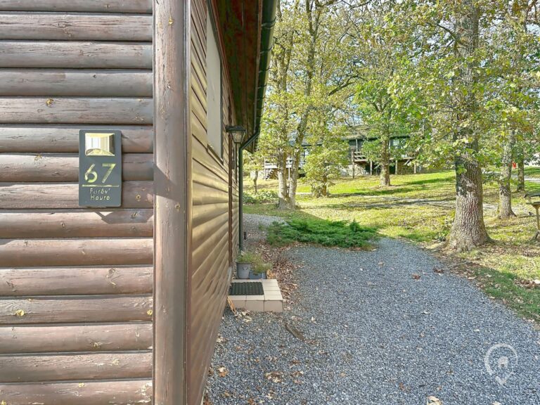 Condrogest - Chalet 3 chambres avec permis pour gîte 6 personnes à vendre