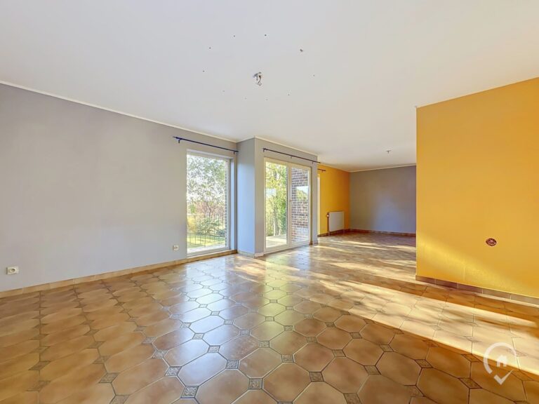Condrogest - Maison 5 chambres avec 2 salles bains dont une PMR
