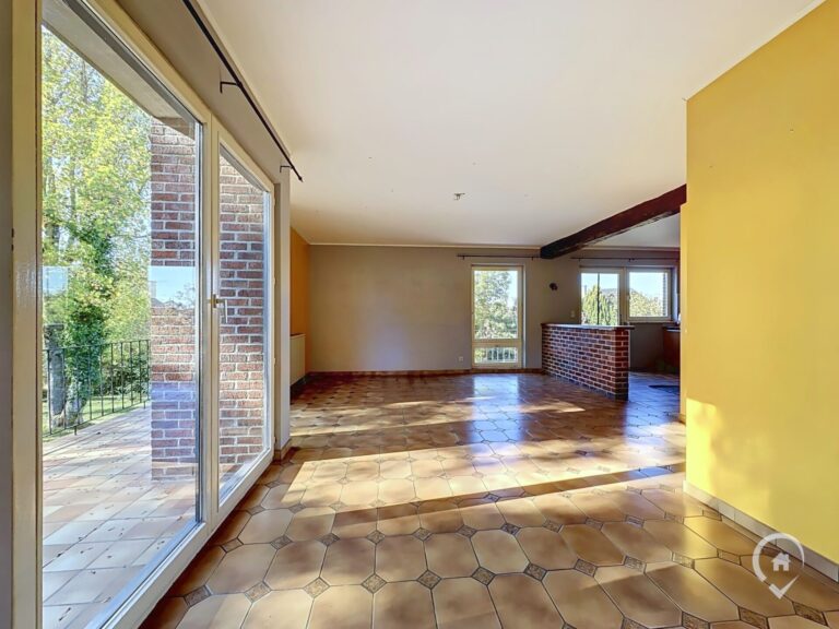 Condrogest - Maison 5 chambres avec 2 salles bains dont une PMR