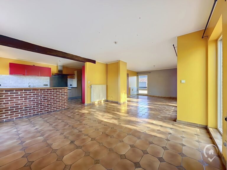 Condrogest - Maison 5 chambres avec 2 salles bains dont une PMR