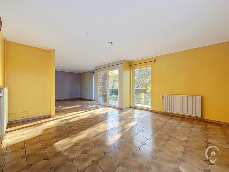 Condrogest - Maison 5 chambres avec 2 salles bains dont une PMR