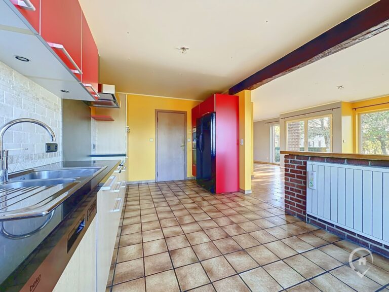 Condrogest - Maison 5 chambres avec 2 salles bains dont une PMR