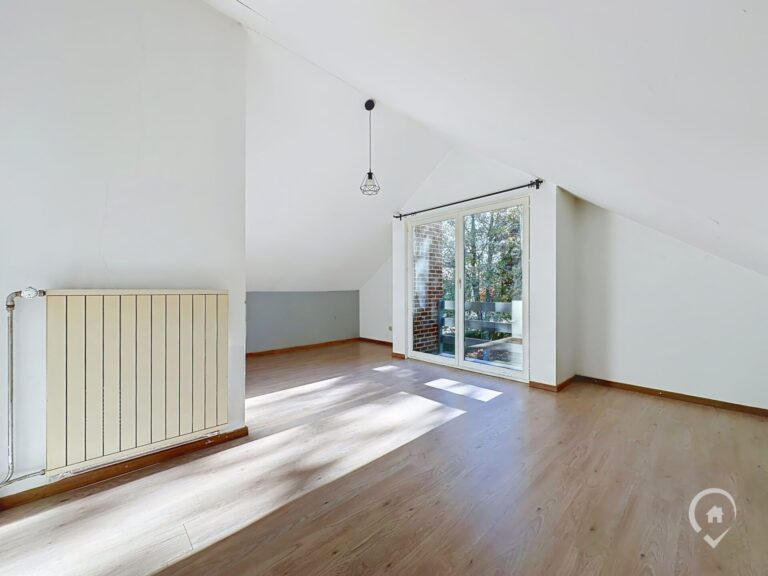Condrogest - Maison 5 chambres avec 2 salles bains dont une PMR
