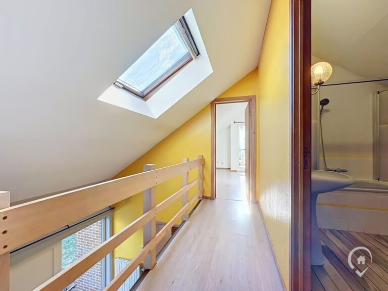Condrogest - Maison 5 chambres avec 2 salles bains dont une PMR