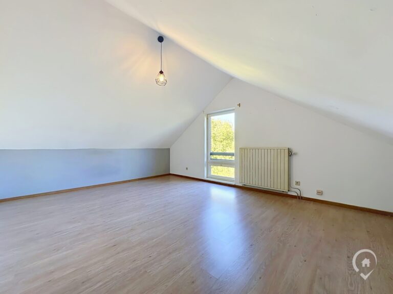 Condrogest - Maison 5 chambres avec 2 salles bains dont une PMR