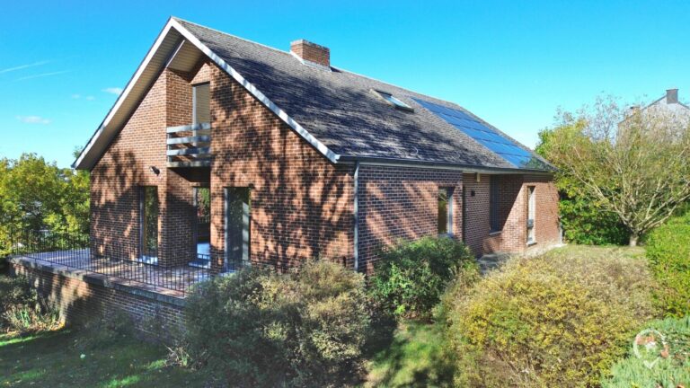 Condrogest - Maison 5 chambres avec 2 salles bains dont une PMR