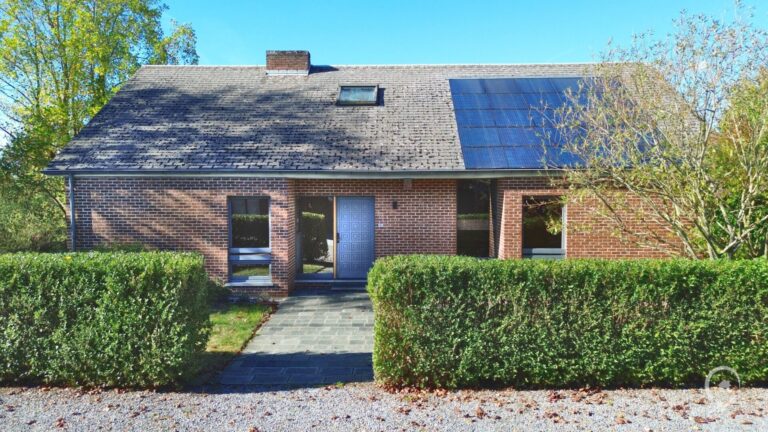 Condrogest - Maison 5 chambres avec 2 salles bains dont une PMR