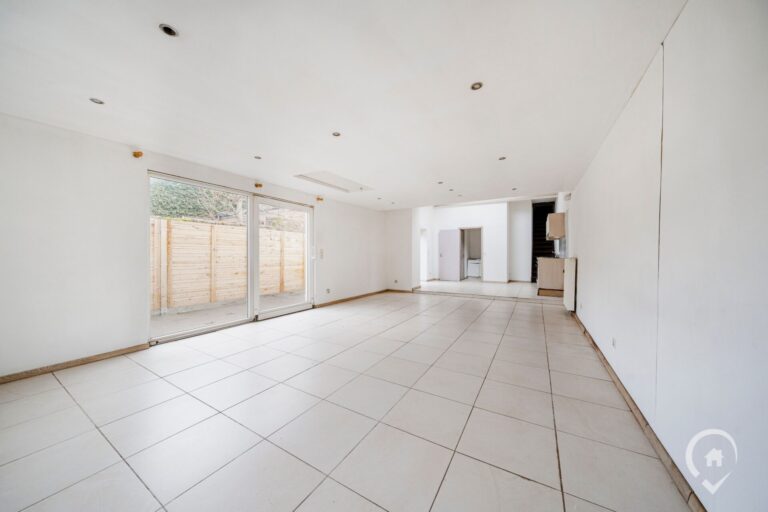 Condrogest - Maison 3 chambres à vendre au centre de Ciney