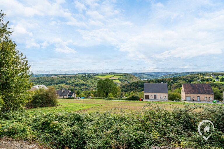 Condrogest - Villa plain-pied 3 ch avec vue dégagée à Inzemont - Hastière