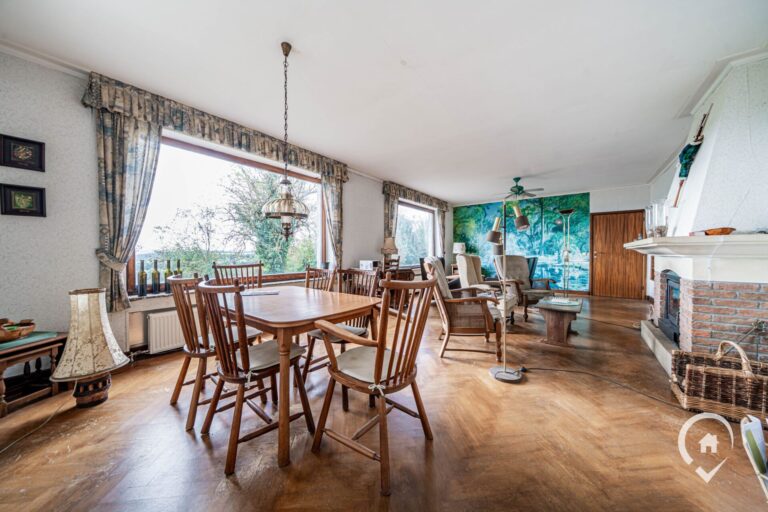 Condrogest - Villa plain-pied 3 ch avec vue dégagée à Inzemont - Hastière