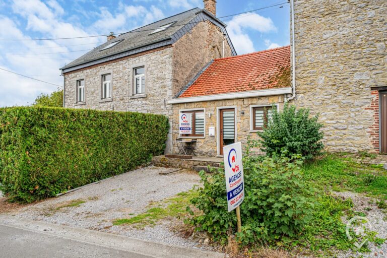 Condrogest - Maison en pierre à vendre à Onhaye